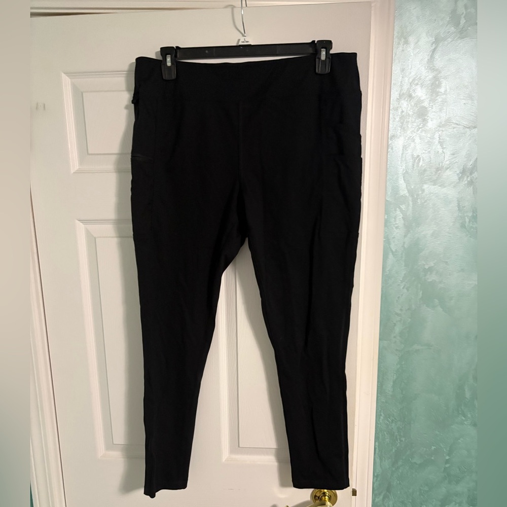 Utility leggings